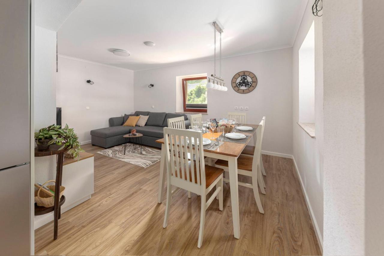 Apartments Ribnica Бохинь Экстерьер фото